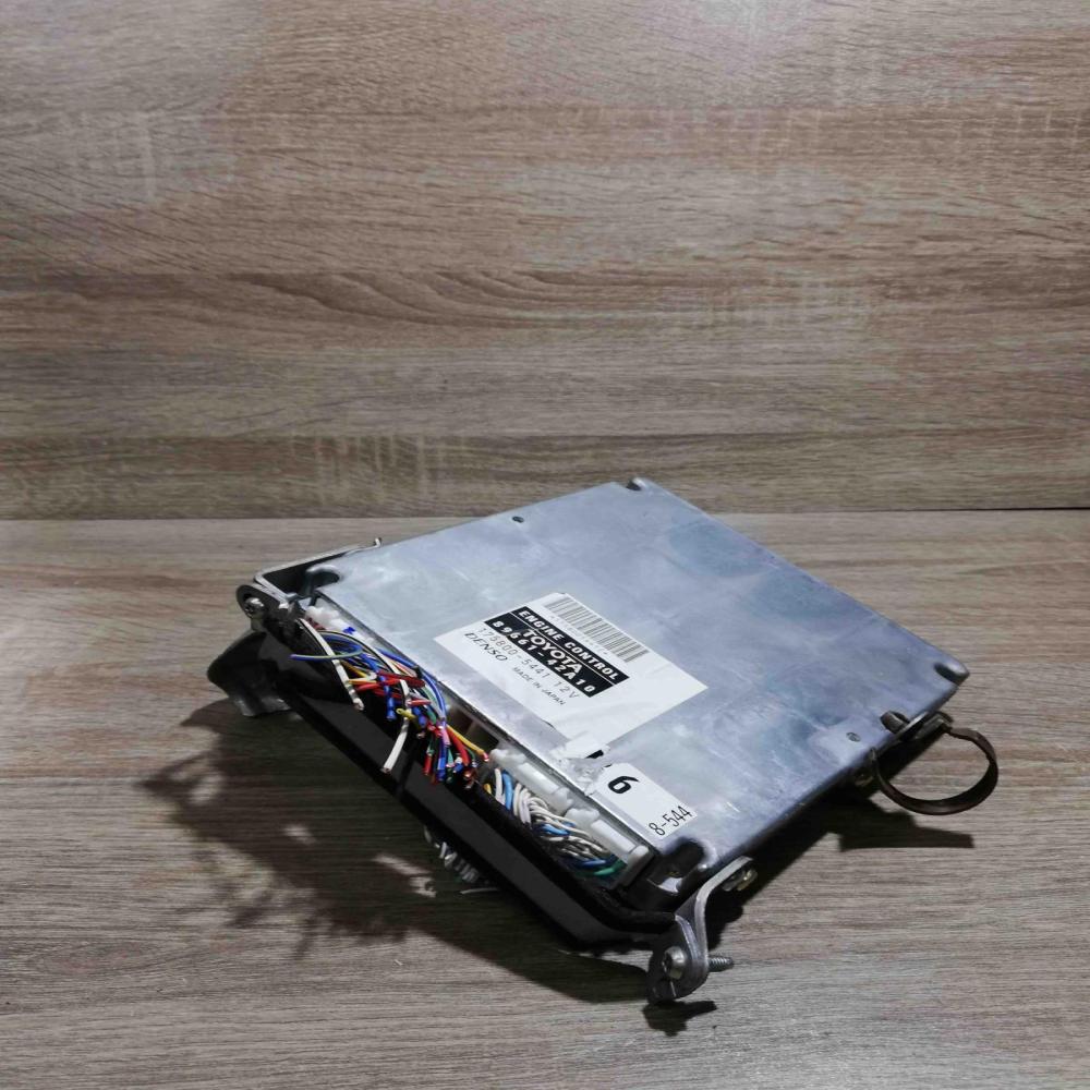 89661 42a10 175800 5441  Engine control unit/module ECU Toyota RAV 4 (XA20)