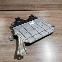 89661 0db00 mb275300 4332  Engine control unit/module ECU Toyota Yaris