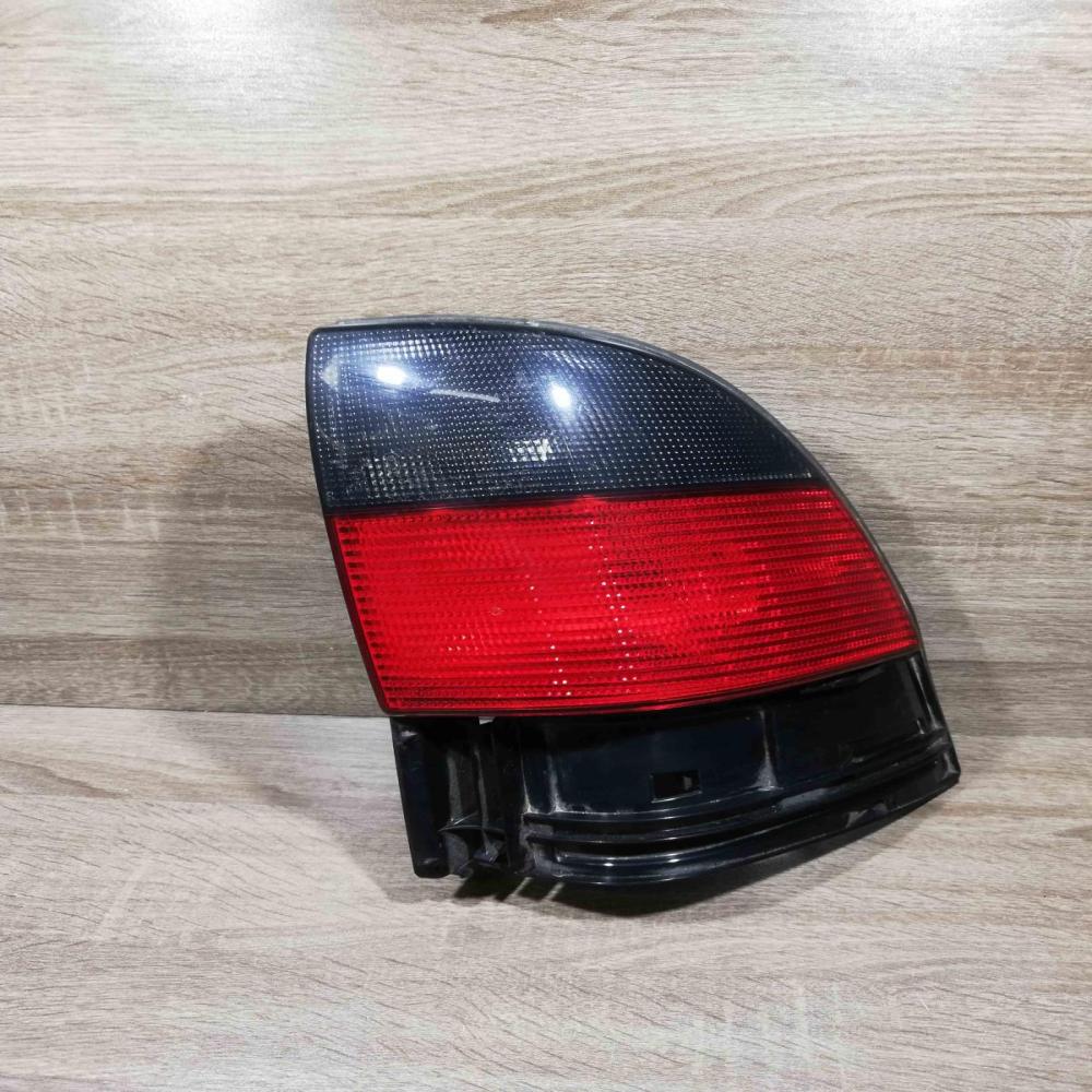 4564 464 2538  Rear/tail lights Saab 9-5