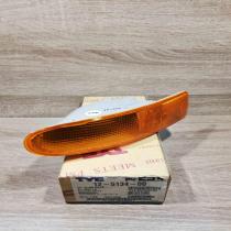 mr496325 12 5134 00  Front bumper turn signal Mitsubishi Eclipse