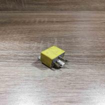 20241043  Yellow Other relay Renault Trafic II (X83)
