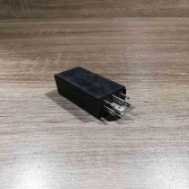 447959875 5ds004 433 01 318 Other relay Audi A6 S6 C5 4B