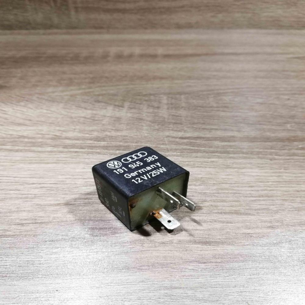 191945383 899573 151 Other relay Audi 100 S4 C4