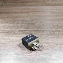 431951253h 204  Other relay Audi A4 S4 B5 8D