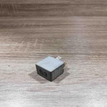 141951253b 22200007 53 Silver Other relay Volkswagen PASSAT B5