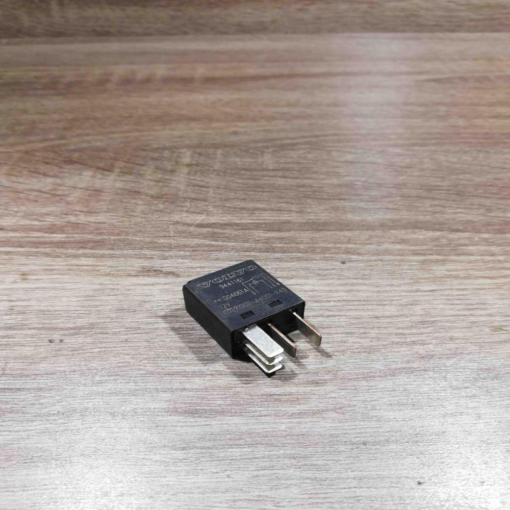 9441161 004661a  Other relay Volvo S60