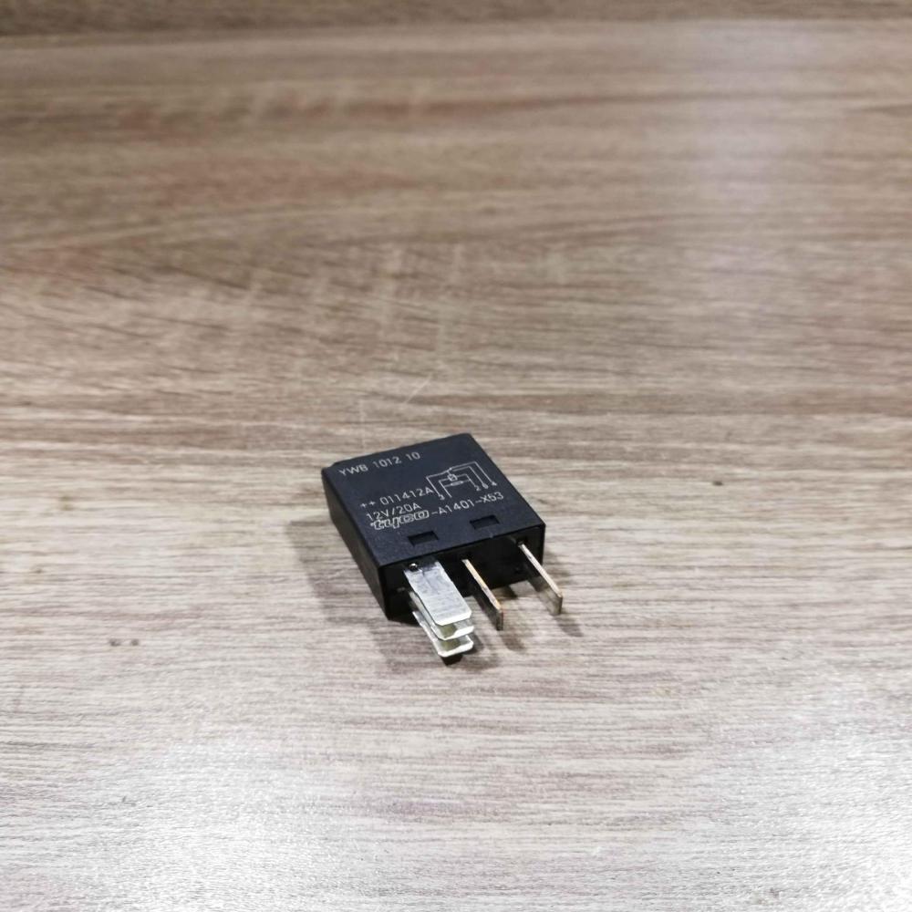 ywb101210 011412a  Other relay Rover 75