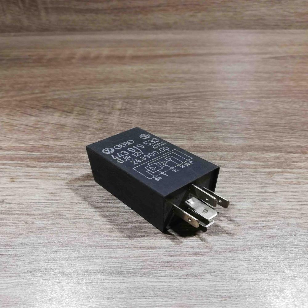 443919533   Other relay Audi 100 200 5000 C3