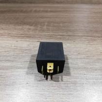90069864   Other relay Opel Omega B2