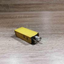 447959875 5ds004 433 01  Other relay Audi 100 200 5000 C3