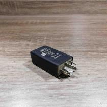 443951253t   Other relay Audi 80 90 S2 B4