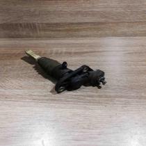 8e1721401ag   Clutch master cylinder Volkswagen PASSAT B5.5