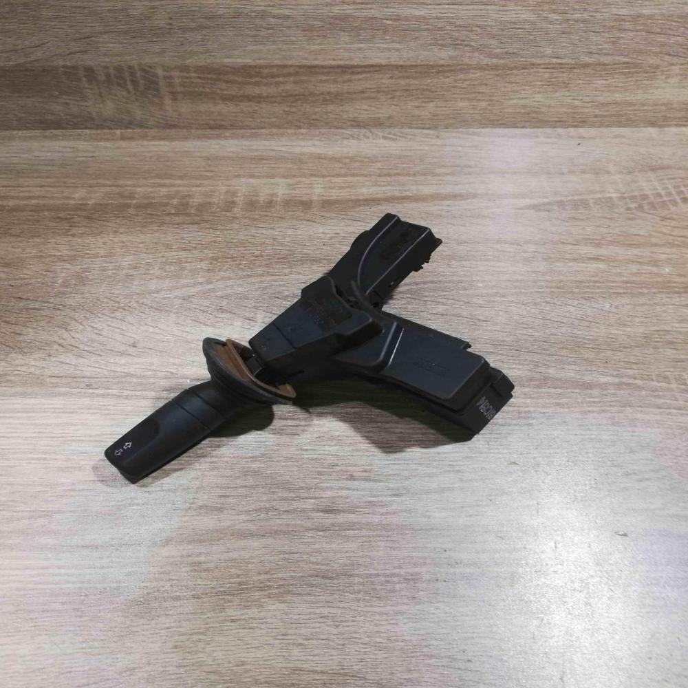 97 bg13b302 ab   Indicator stalk Ford Mondeo MK II