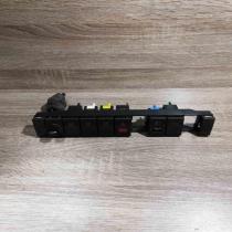 893941503   Fog light switch Audi 100 S4 C4