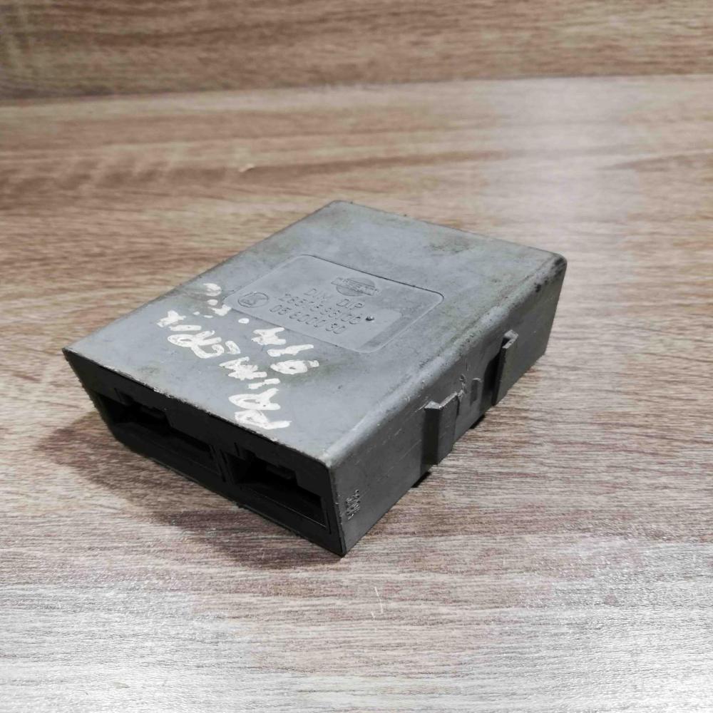 28575 86j00 05800030  Other control units/modules Nissan Primera