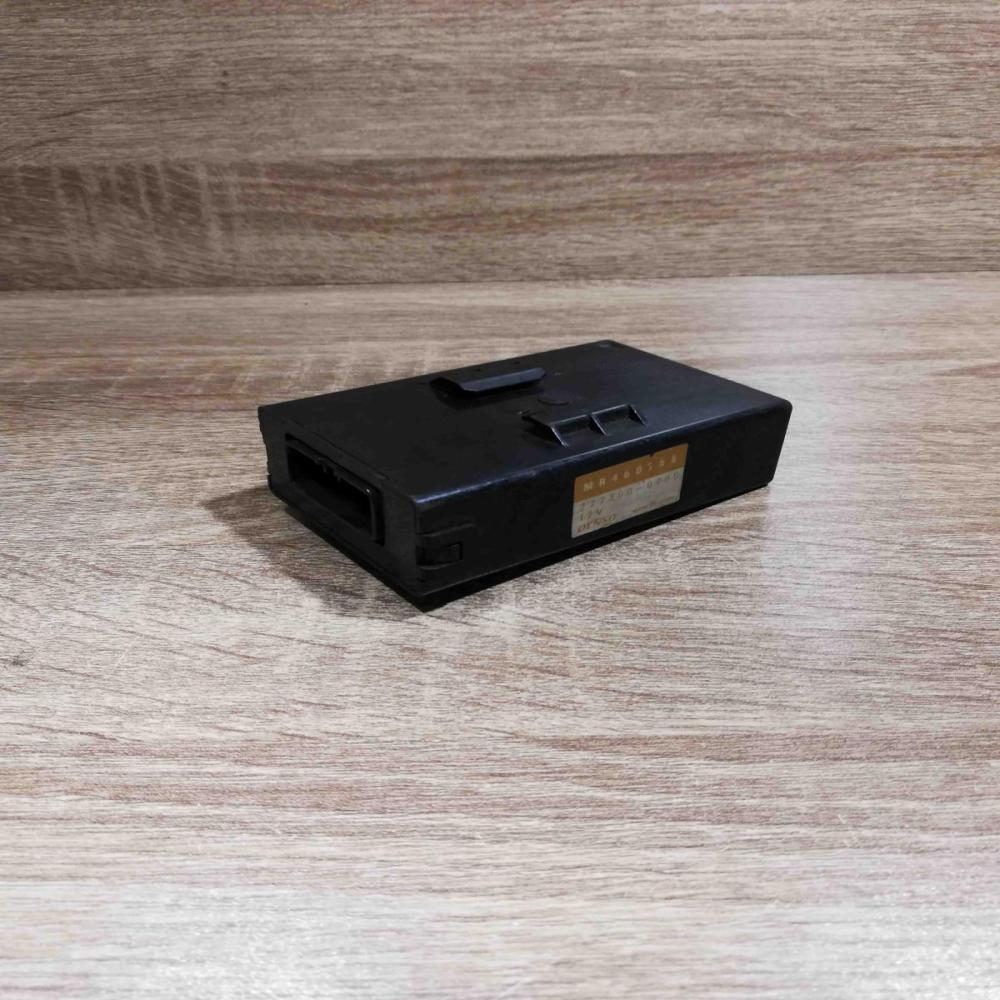 mr460758 2773000760  Other control units/modules Mitsubishi Pajero