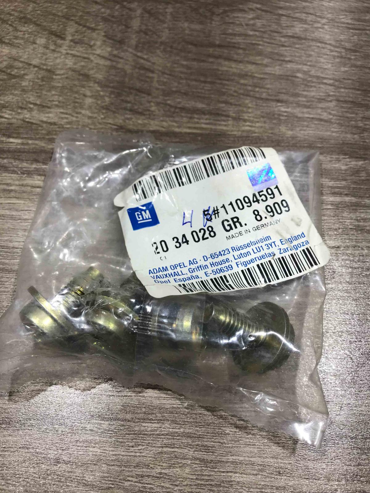 11094591 2034028 4x Nuts/bolts Opel Insignia A