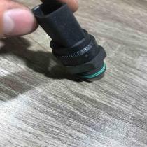 02k945415   Brake pedal sensor switch Volkswagen Golf IV