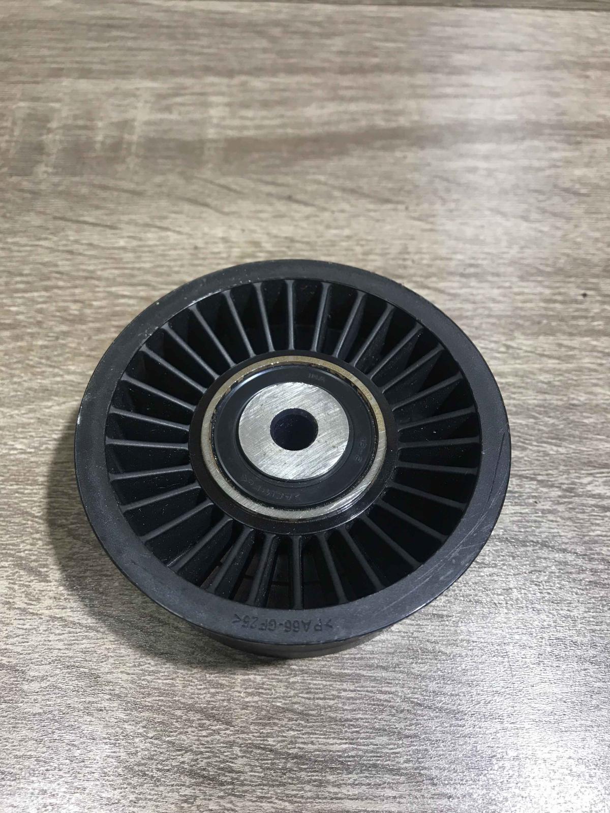 8200004593   Timing belt tensioner pulley Renault Espace III