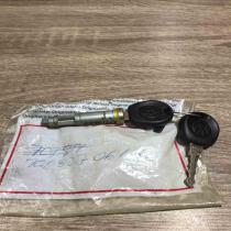 701807061c   Ignition key/card Volkswagen Golf II