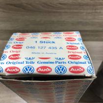 046127435a   Oil filter cover Audi 100 S4 C4