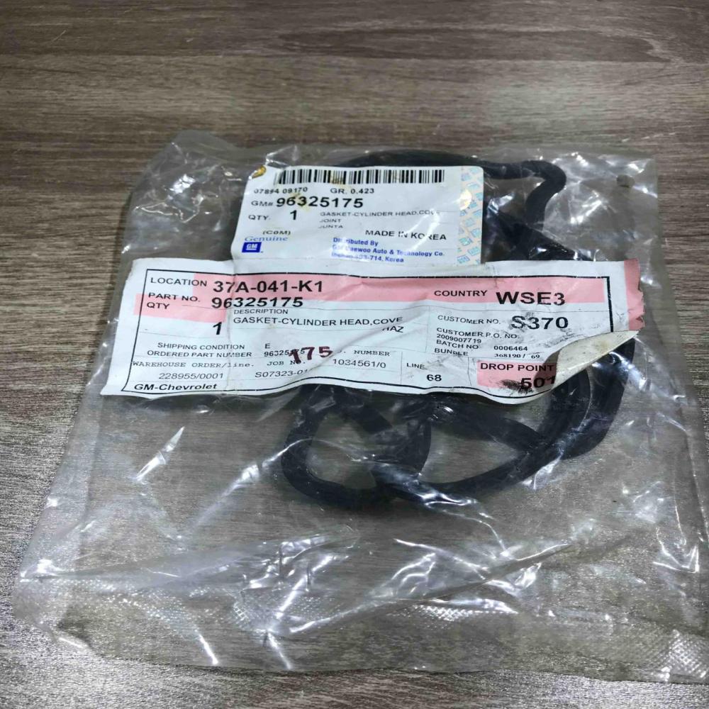 96325175   Rocker cam cover Chevrolet Spark