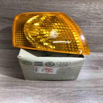 357953050   Front fender indicator light Volkswagen PASSAT B4