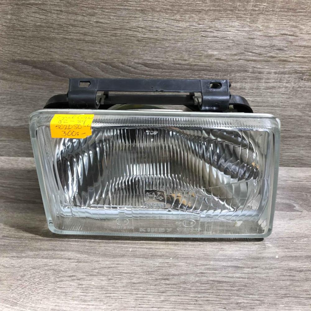 502D50-4 502050 2 Corsa 82-89 Headlight/headlamp Opel Corsa A
