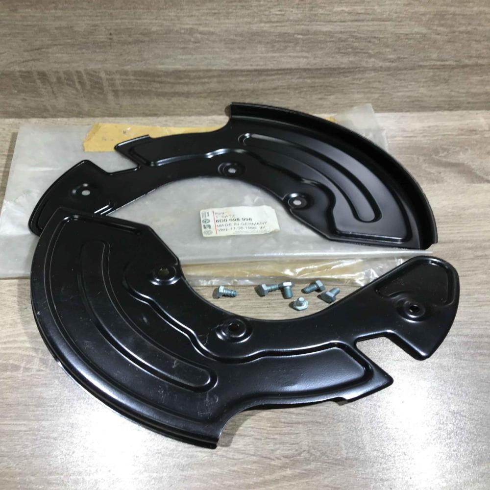 8d0698998   Rear brake disc plate dust cover Audi A4 S4 B5 8D