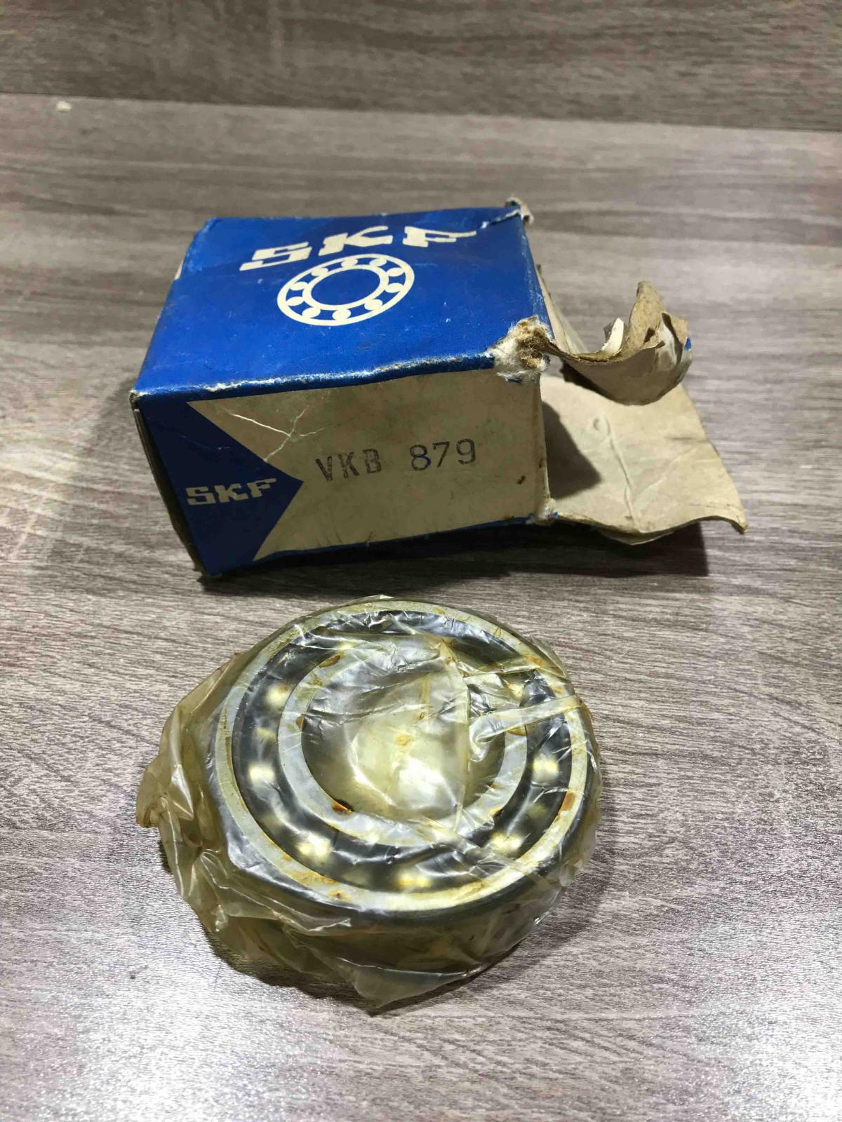 vkb879 SKF  Rear wheel bearing hub Volkswagen Multivan T4