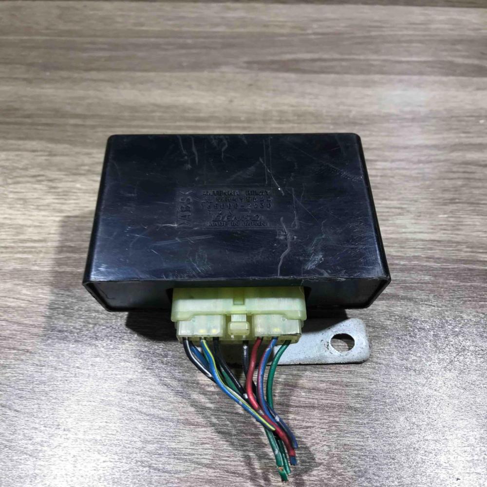 165000 2230   Aerial antenna amplifier Mitsubishi Pajero