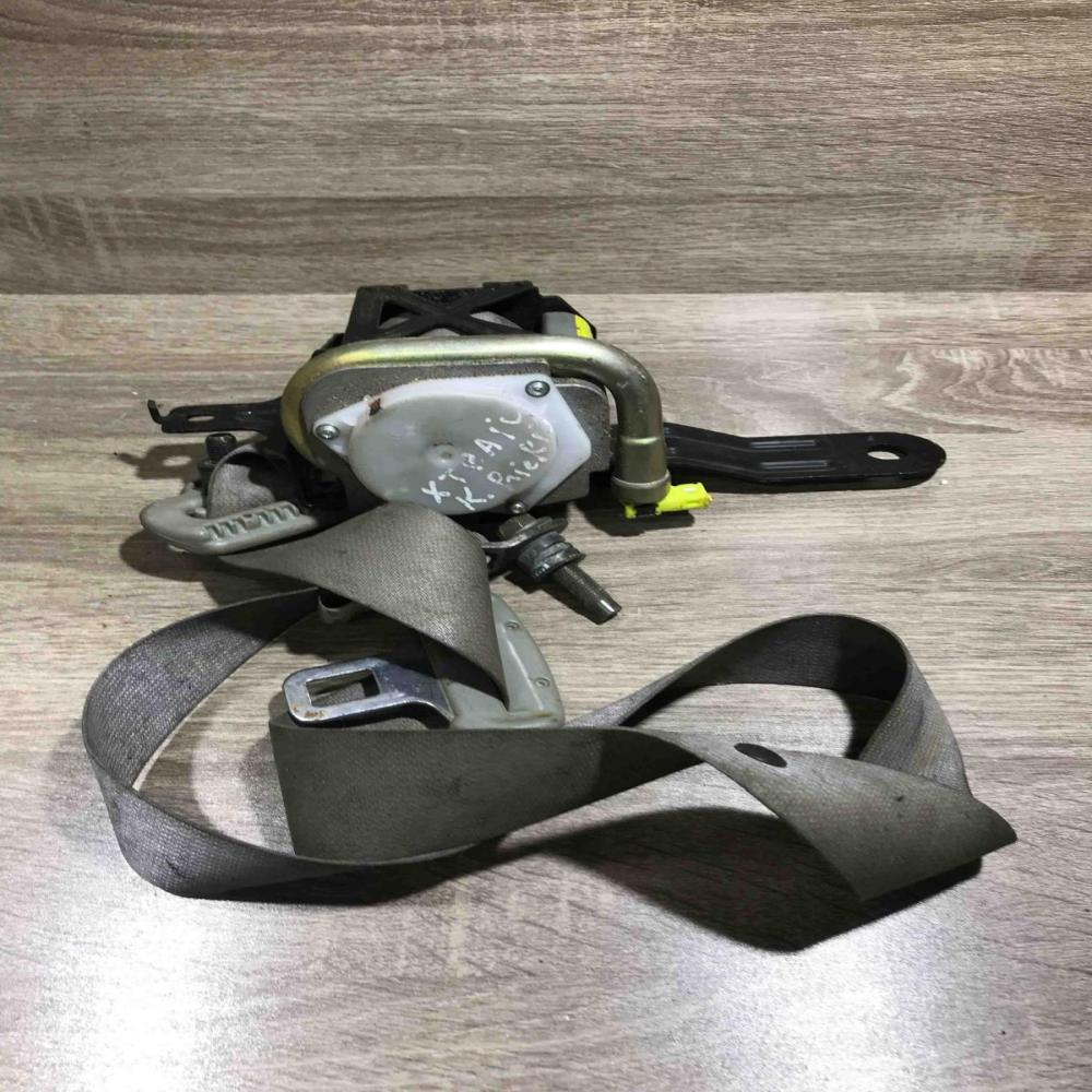 X trail Left Side Front  Front seatbelt Nissan X-Trail T30