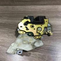 80553aa300 89 a909  Rear door lock Nissan X-Trail T30
