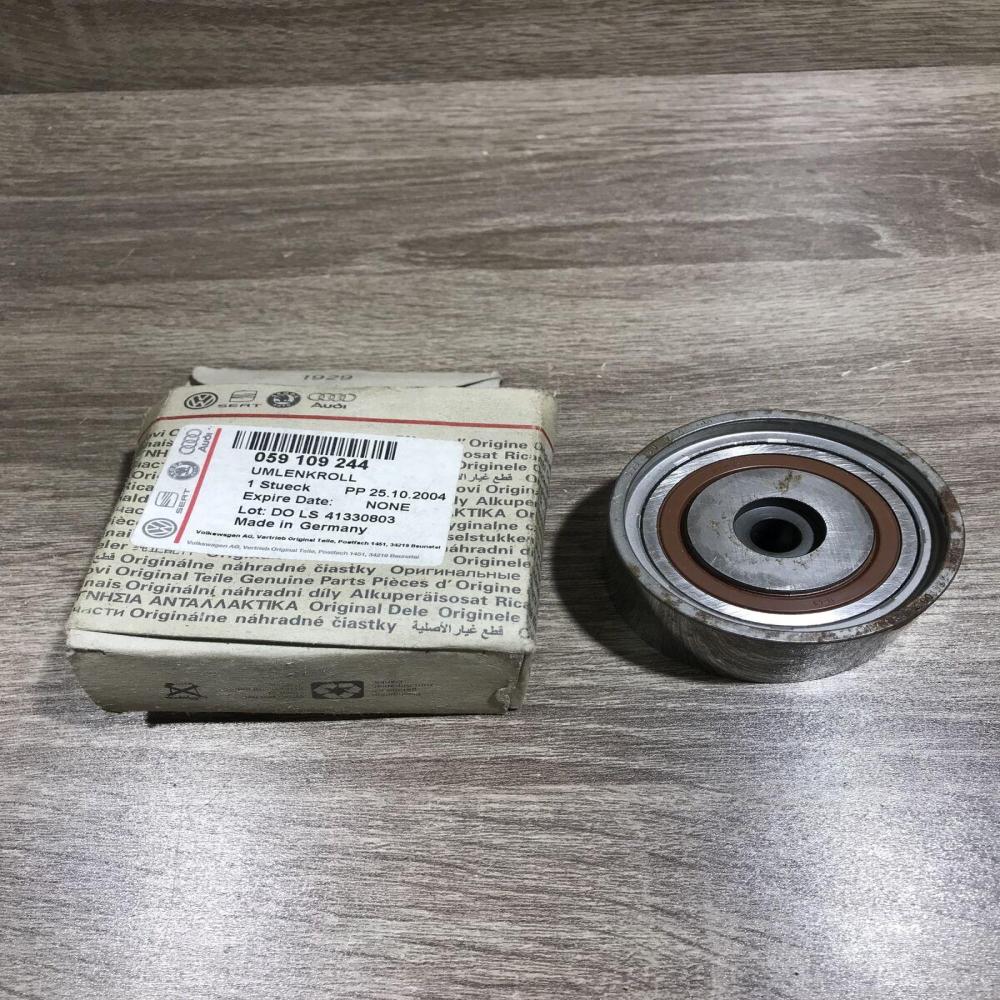 059109244   Timing belt/chain tensioner Audi A4 S4 B7 8E 8H