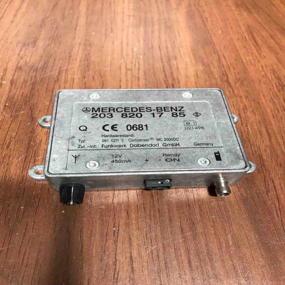 2038201785   Antenna control unit Mercedes-Benz C W203