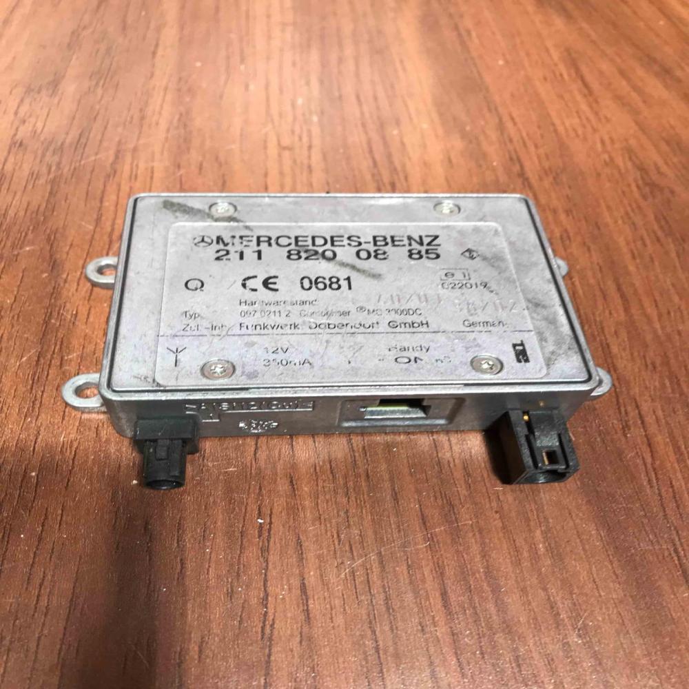 2118200885   Antenna control unit Mercedes-Benz E W211