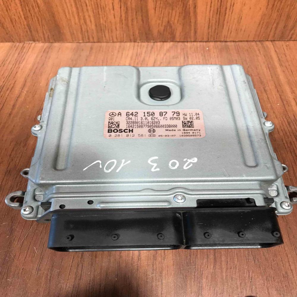 A6421508779 0281012581  Engine control unit/module ECU Mercedes-Benz R W251