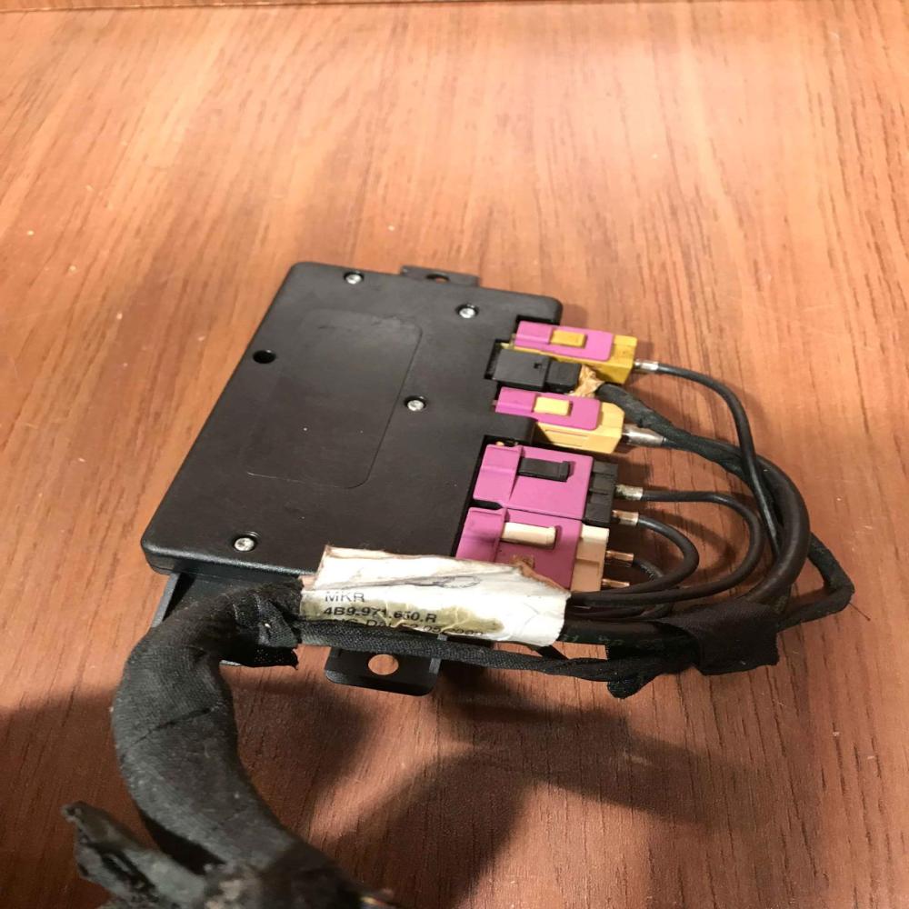 4B9971650R   Fuse module Audi A6 S6 C5 4B