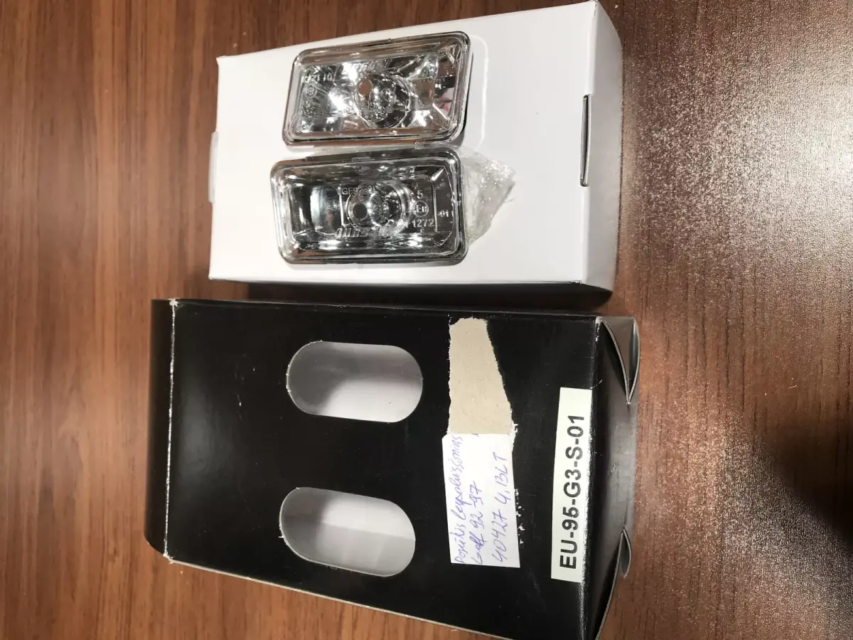 golf 3 crystal side lamps   Front fender indicator light Volkswagen Golf III