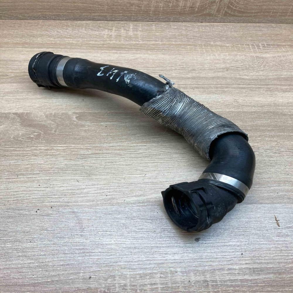7552404 7533978  Engine coolant pipe/hose BMW 1 E81 E87