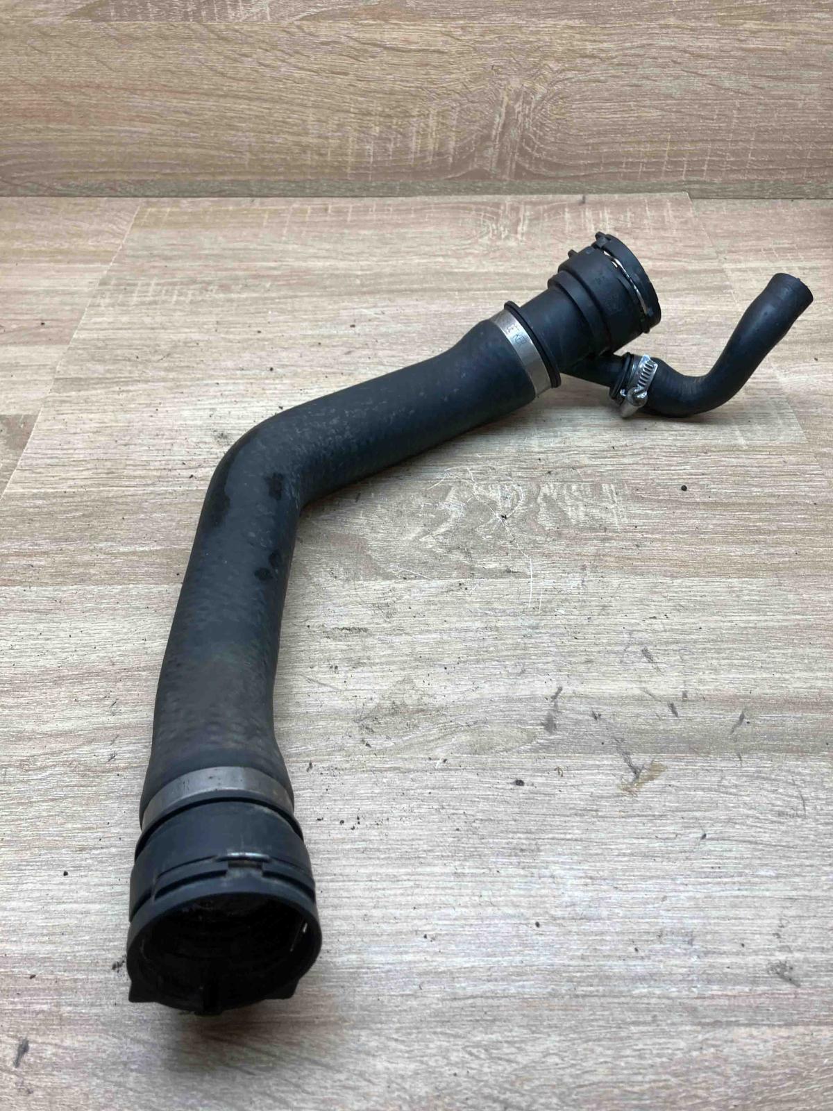 2247303   Engine coolant pipe/hose BMW 3 E46