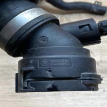 7575427 7575620  Engine coolant pipe/hose BMW 7 F01 F02 F03 F04