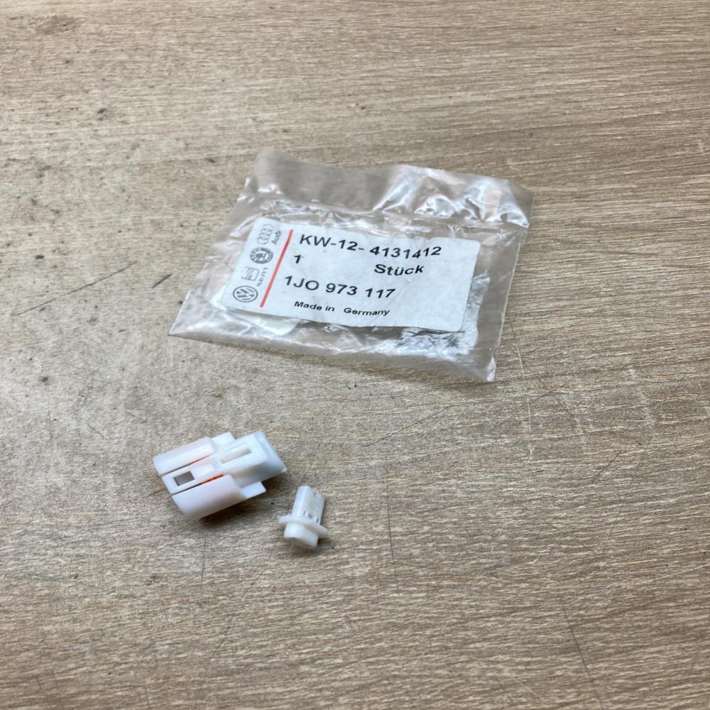 1J0973117   Plug wire Volkswagen Polo IV 9N3