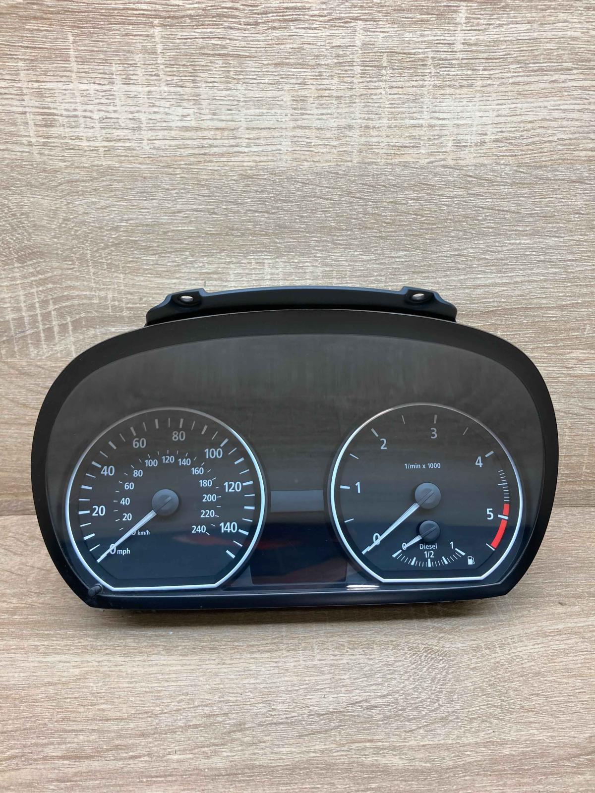6964504 6974650 01  Speedometer (instrument cluster) BMW 1 E81 E87