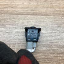 15A086 751 0 A70 Alarm switch Toyota RAV 4 (XA20)