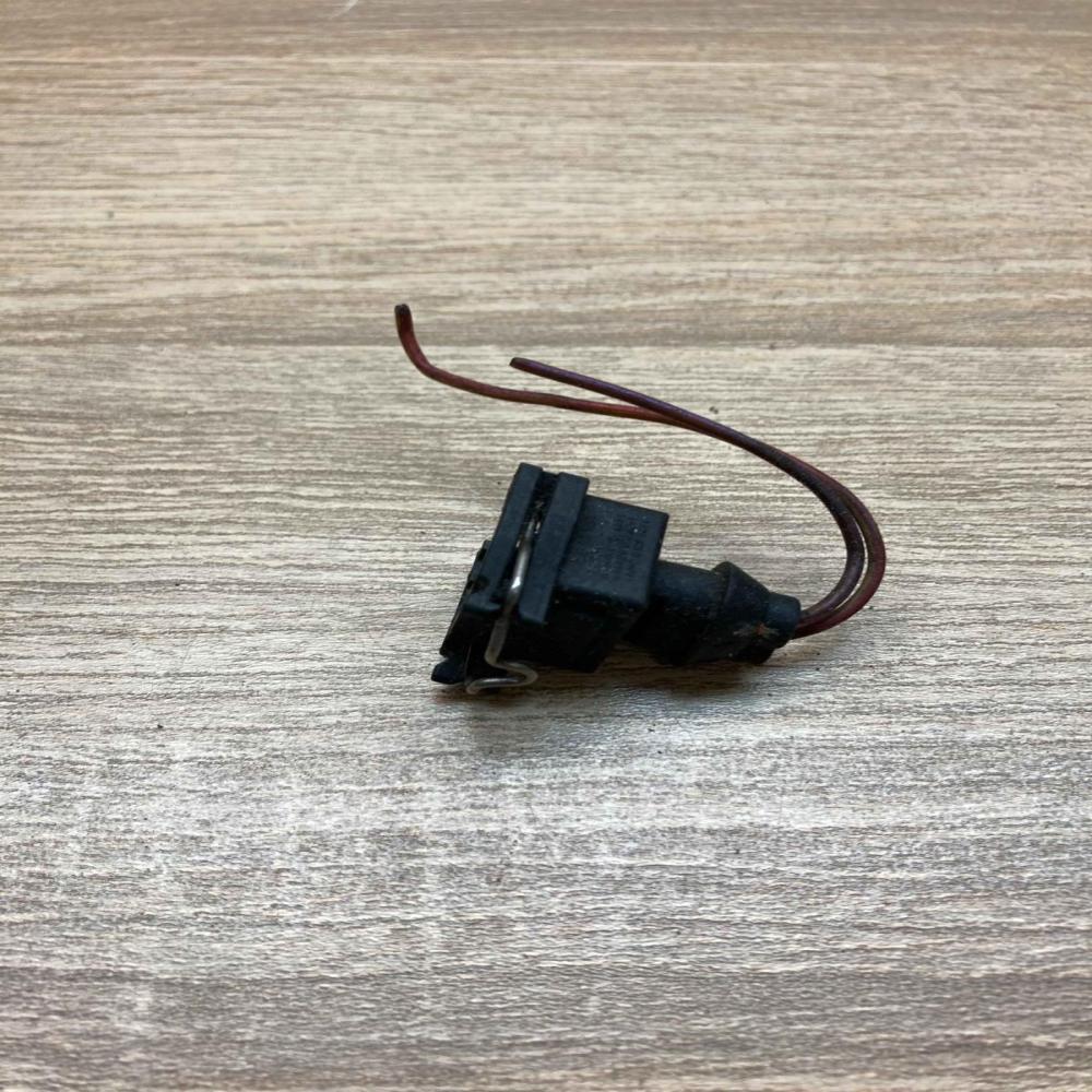 1427786   Plug wire BMW 1 E81 E87