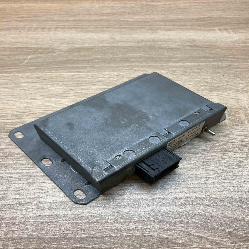 4148913 22SY554  GPS navigation control unit/module BMW 7 E38