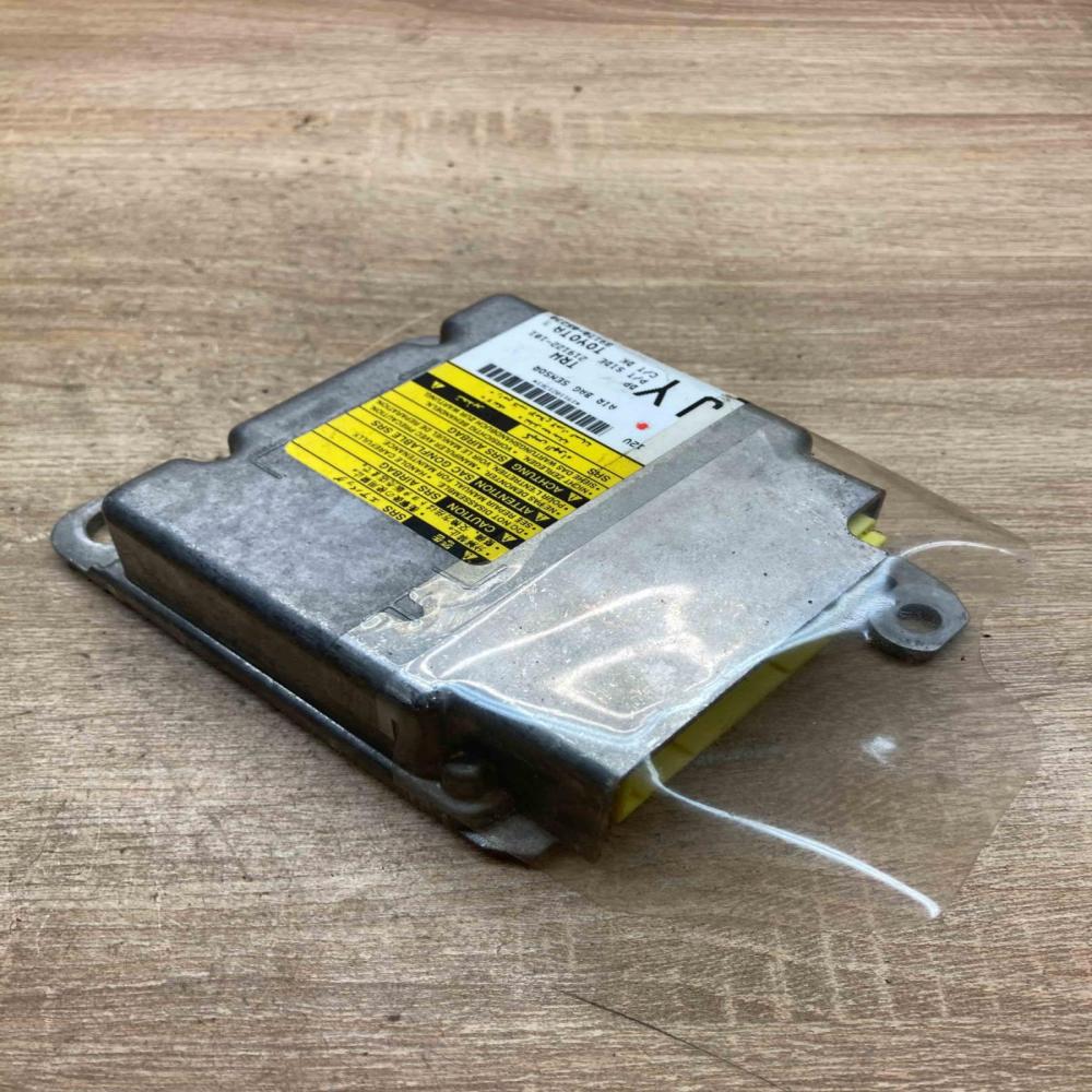 89170 05230 219122 101  Airbag control unit/module Toyota Avensis T270