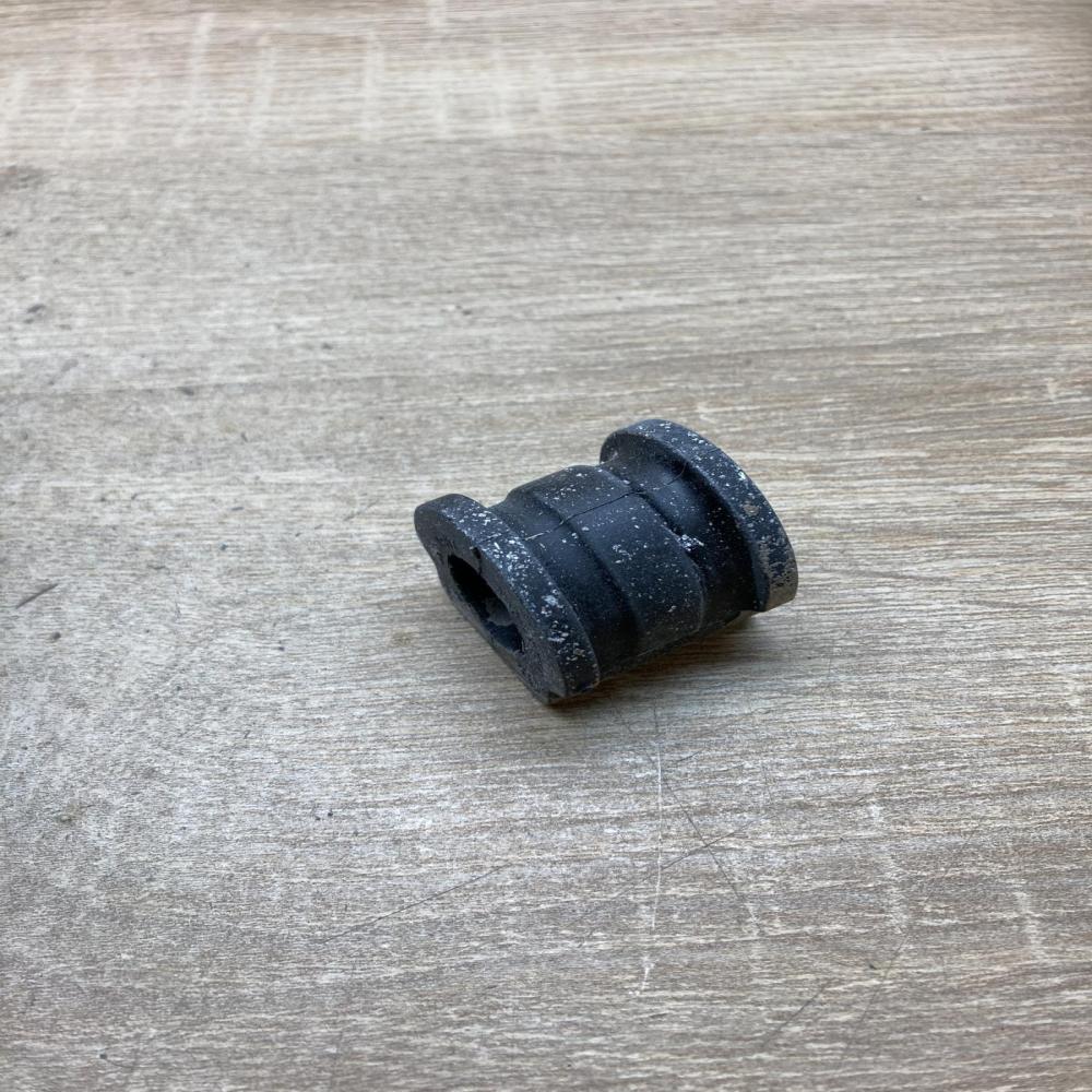 6Q0411314F  WAG Rubber bush Front anti-roll bar/stabilizer link Volkswagen Polo