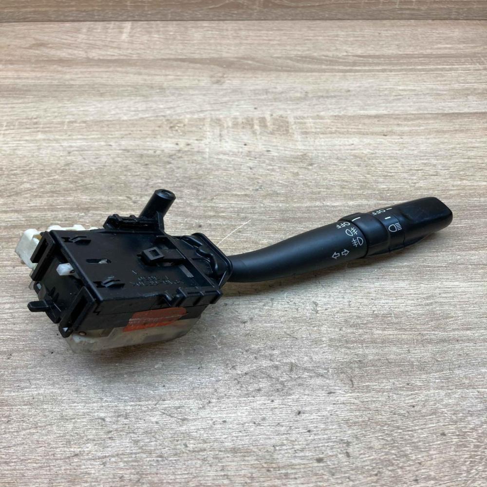 173650A 84140 05110 L93 Indicator stalk Toyota Avensis T250